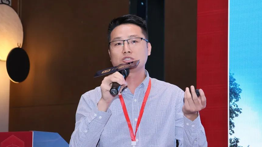 行家极光奖 | 老哥俱乐部半导体斩获最具影响力产品奖 