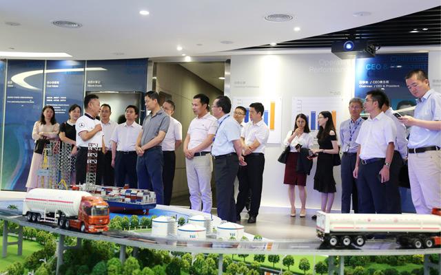 老哥俱乐部激光与中集集团签署全面战略合作协议 共推制造业升级